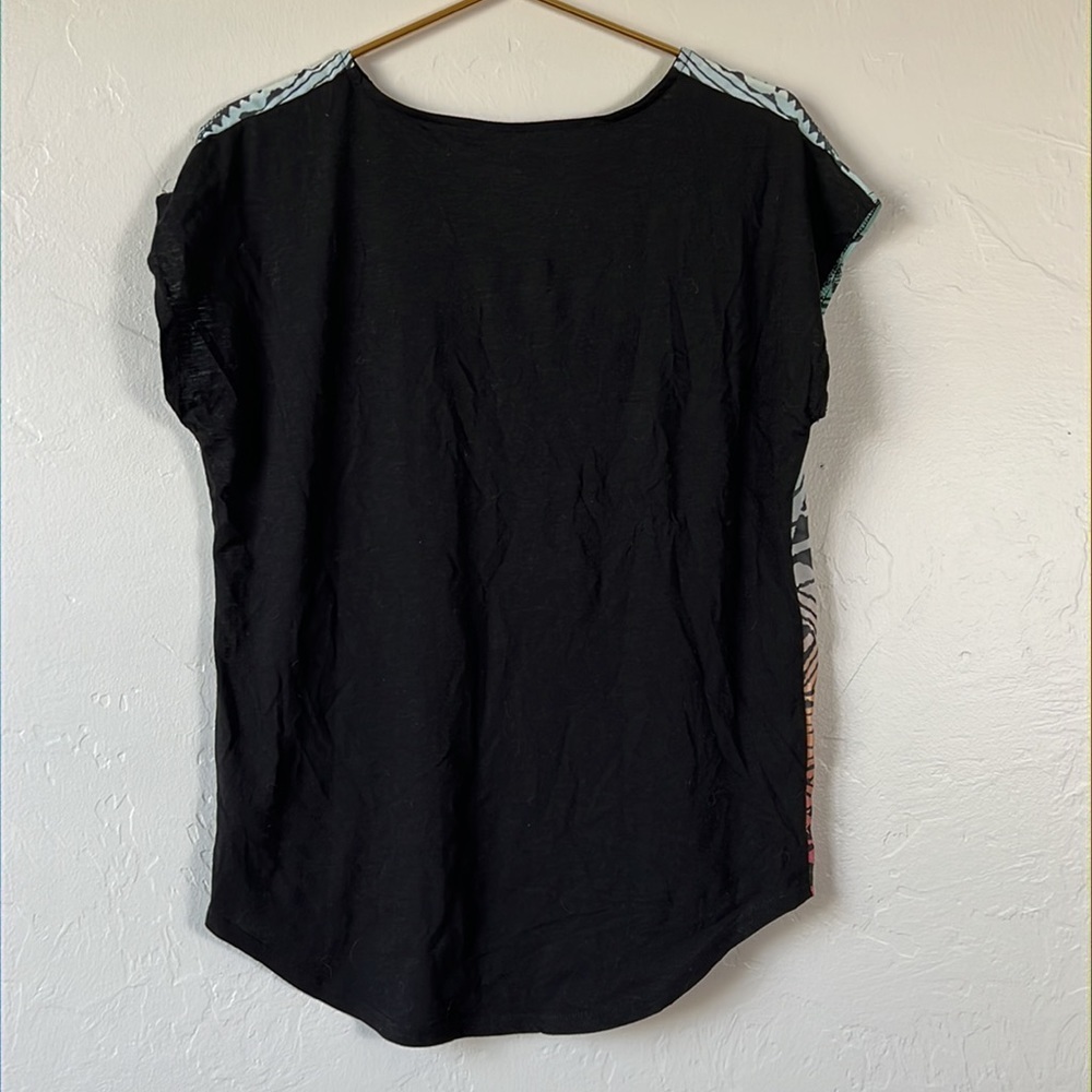 Aztec print Shirt - Picture 2 of 7